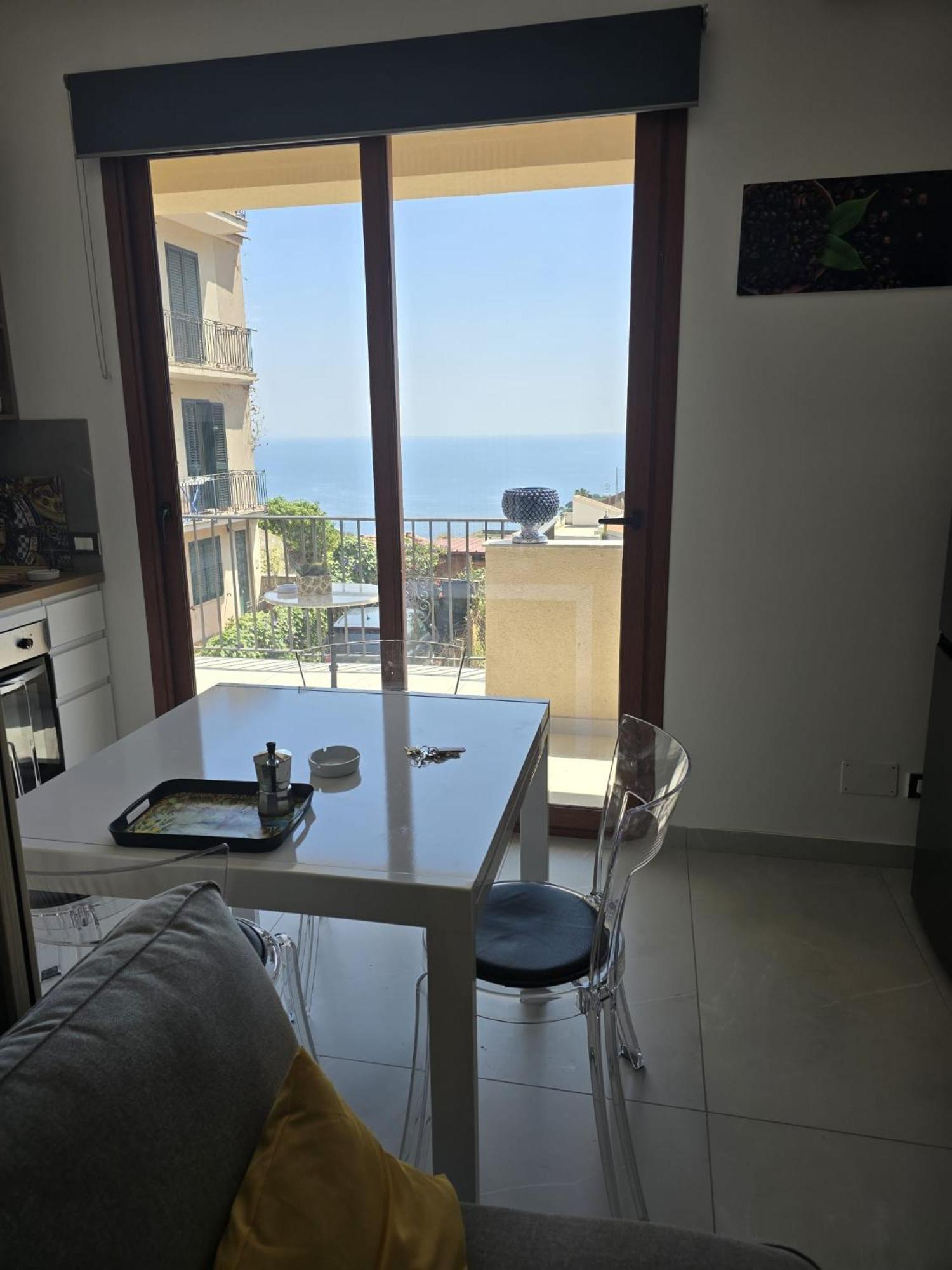 הוילה טאורמינה Zen Orlando House מראה חיצוני תמונה